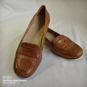 𝅺TALBOTS Sz 6W Ltd Brown Alligator Print Leather Loafers